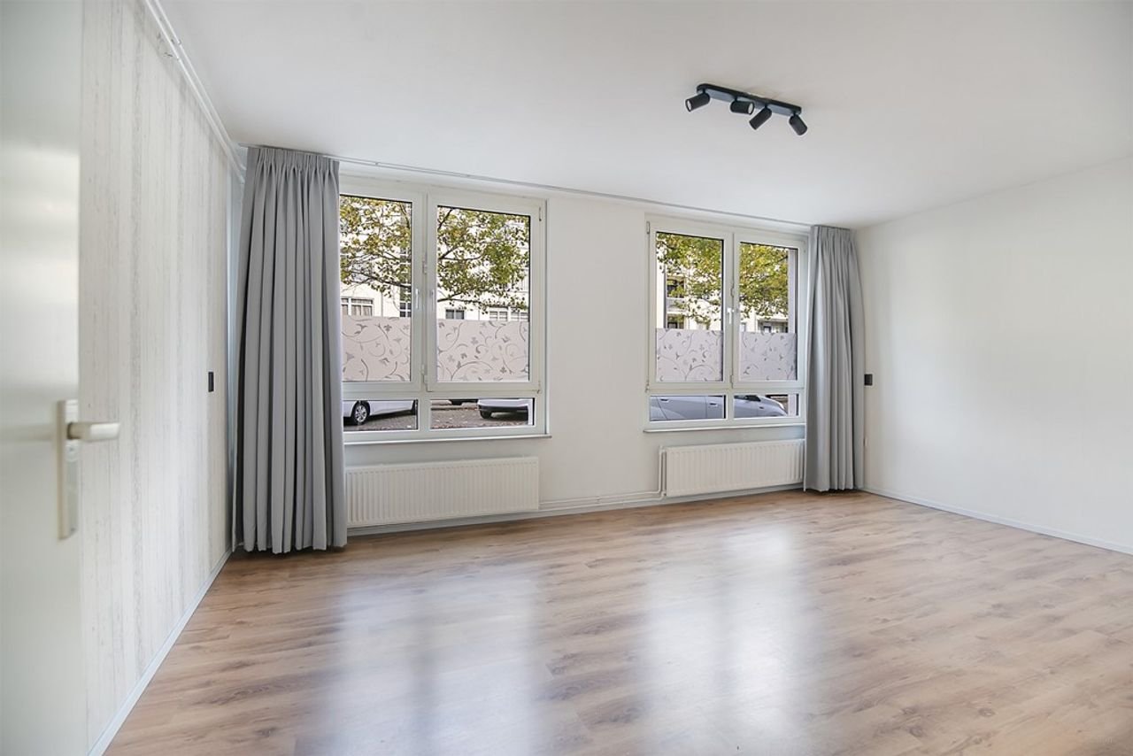 Benedenwoning met tuin op zuidwest - Afbeelding 2