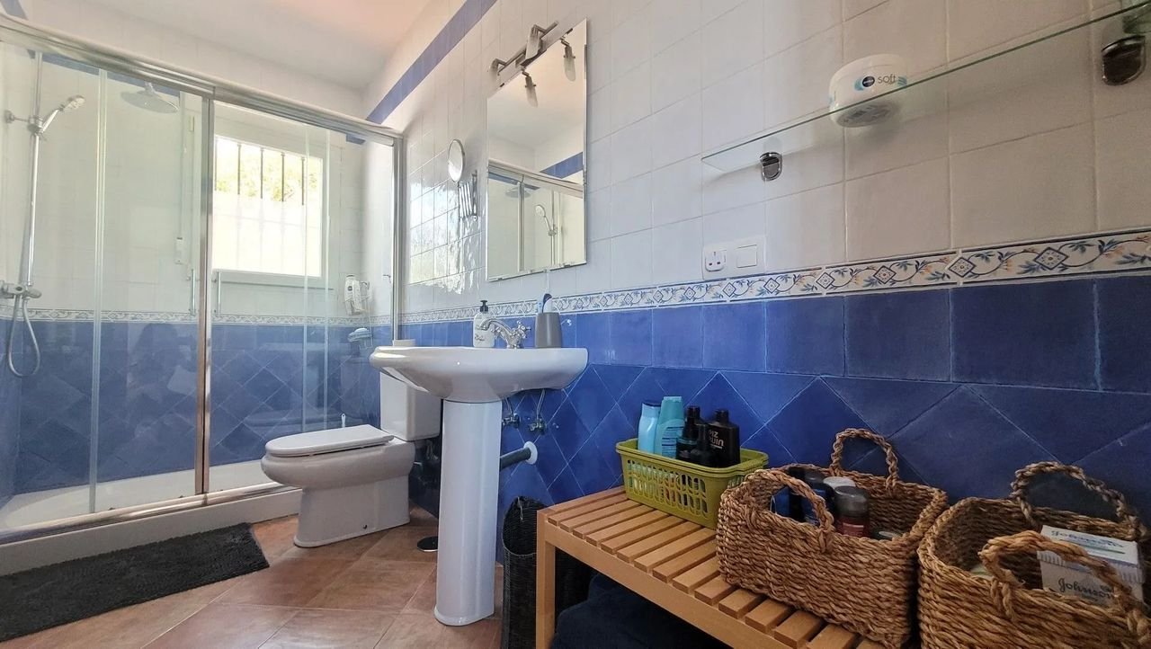 Vrijstaande villa met zwembad in Canillas de Albaida - Afbeelding 10