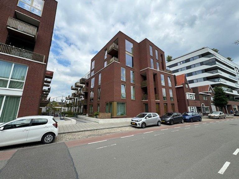 Modern appartement bij Piushaven - Afbeelding 1