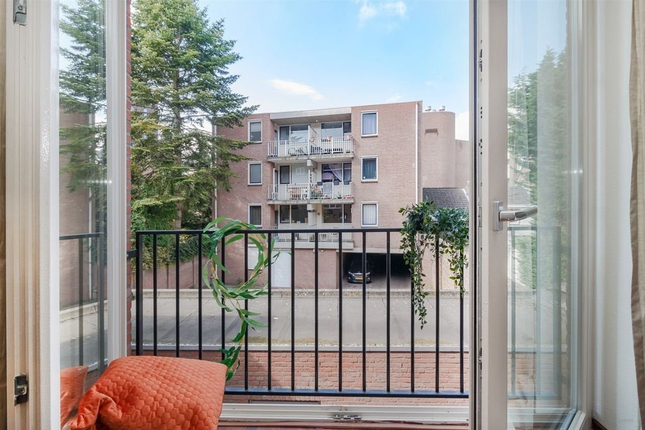 Two-room apartment in Roermond city center (Label A) - Image 18