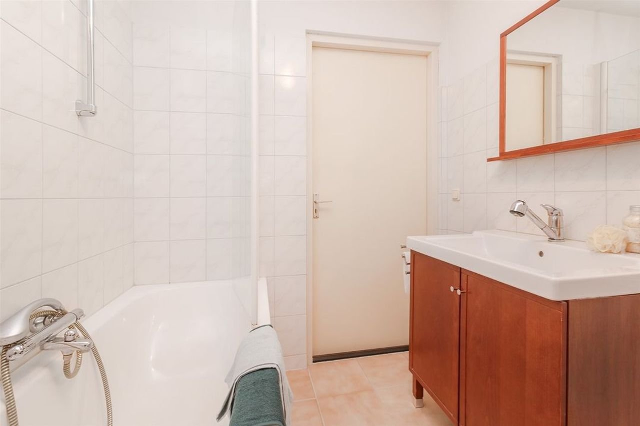 Two-room apartment in Roermond city center (Label A) - Image 13