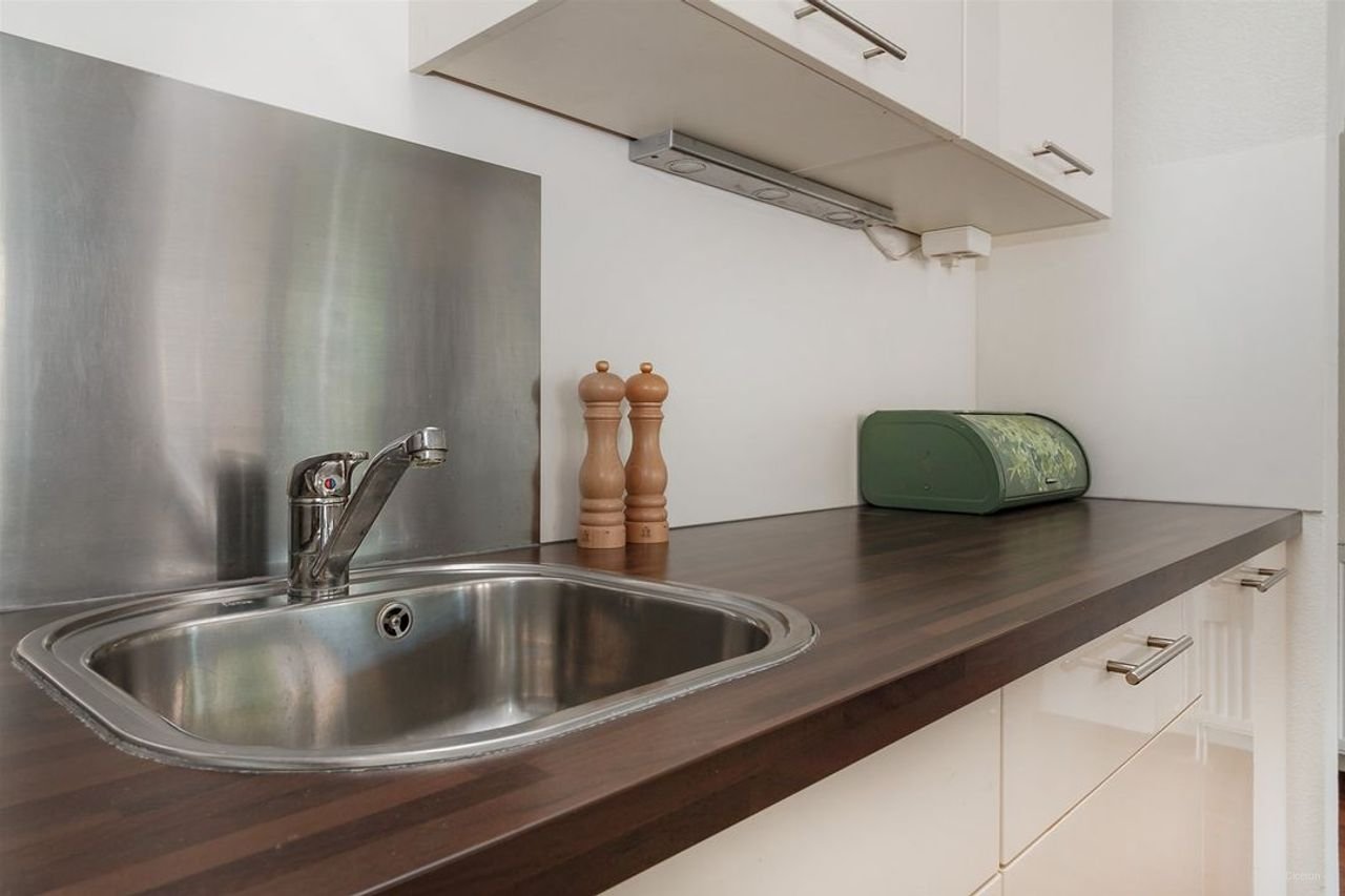 Two-room apartment in Roermond city center (Label A) - Image 10