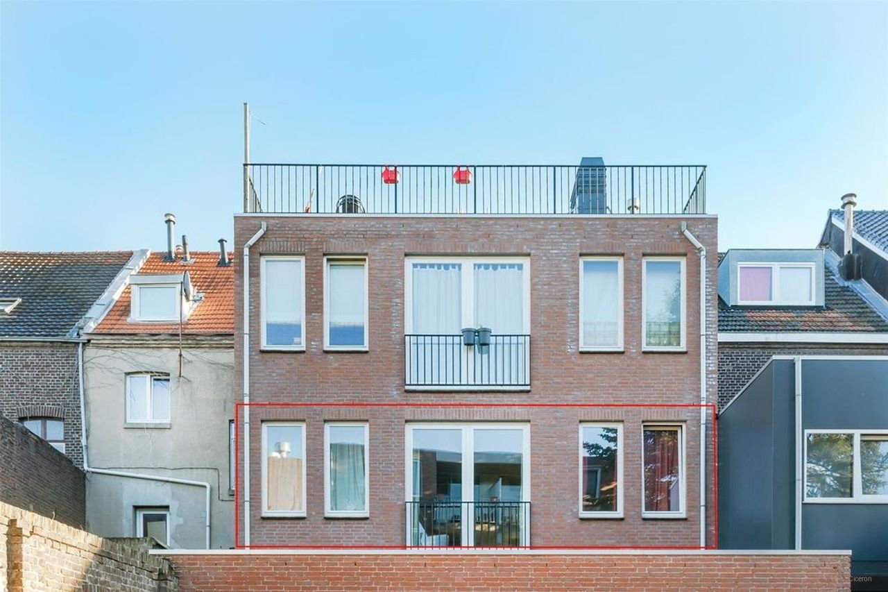 Two-room apartment in Roermond city center (Label A) - Image 19
