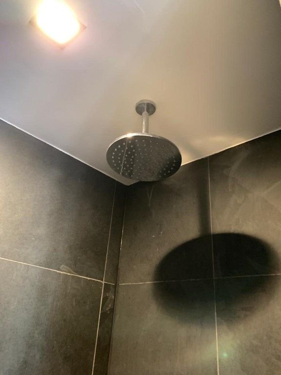 Licht appartement met groot dakterras - Afbeelding 4