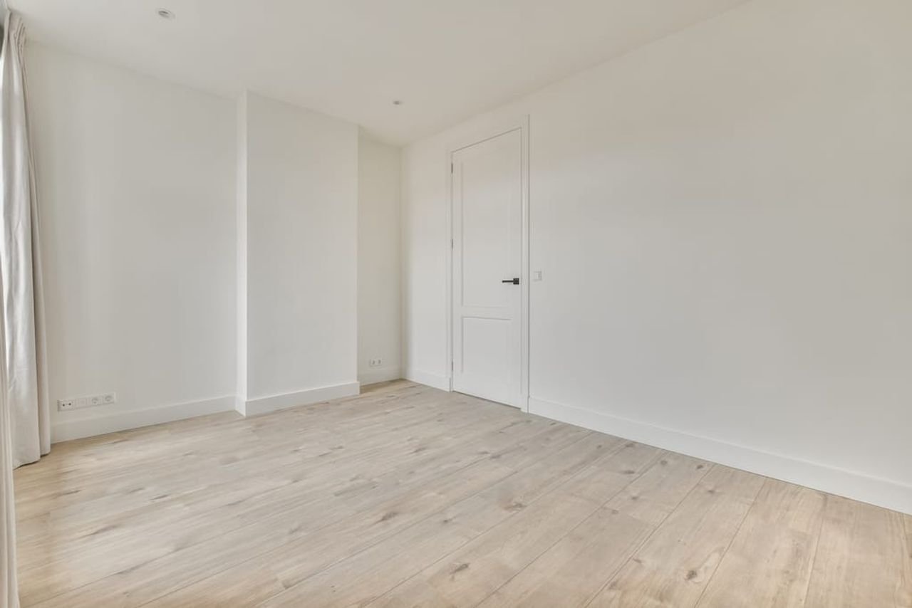 2-kamer appartement met balkon in De Pijp - Afbeelding 12