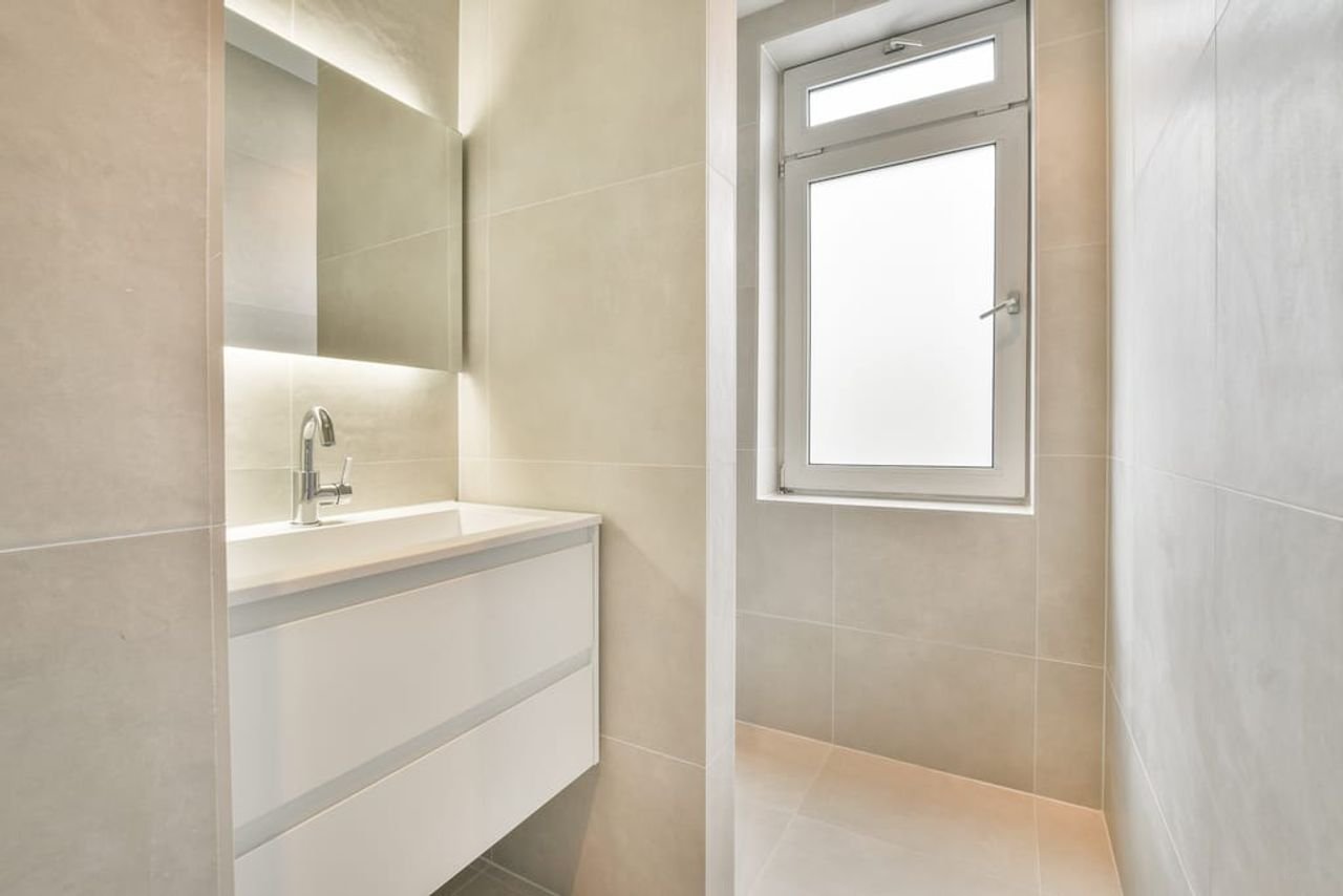 2-kamer appartement met balkon in De Pijp - Afbeelding 14