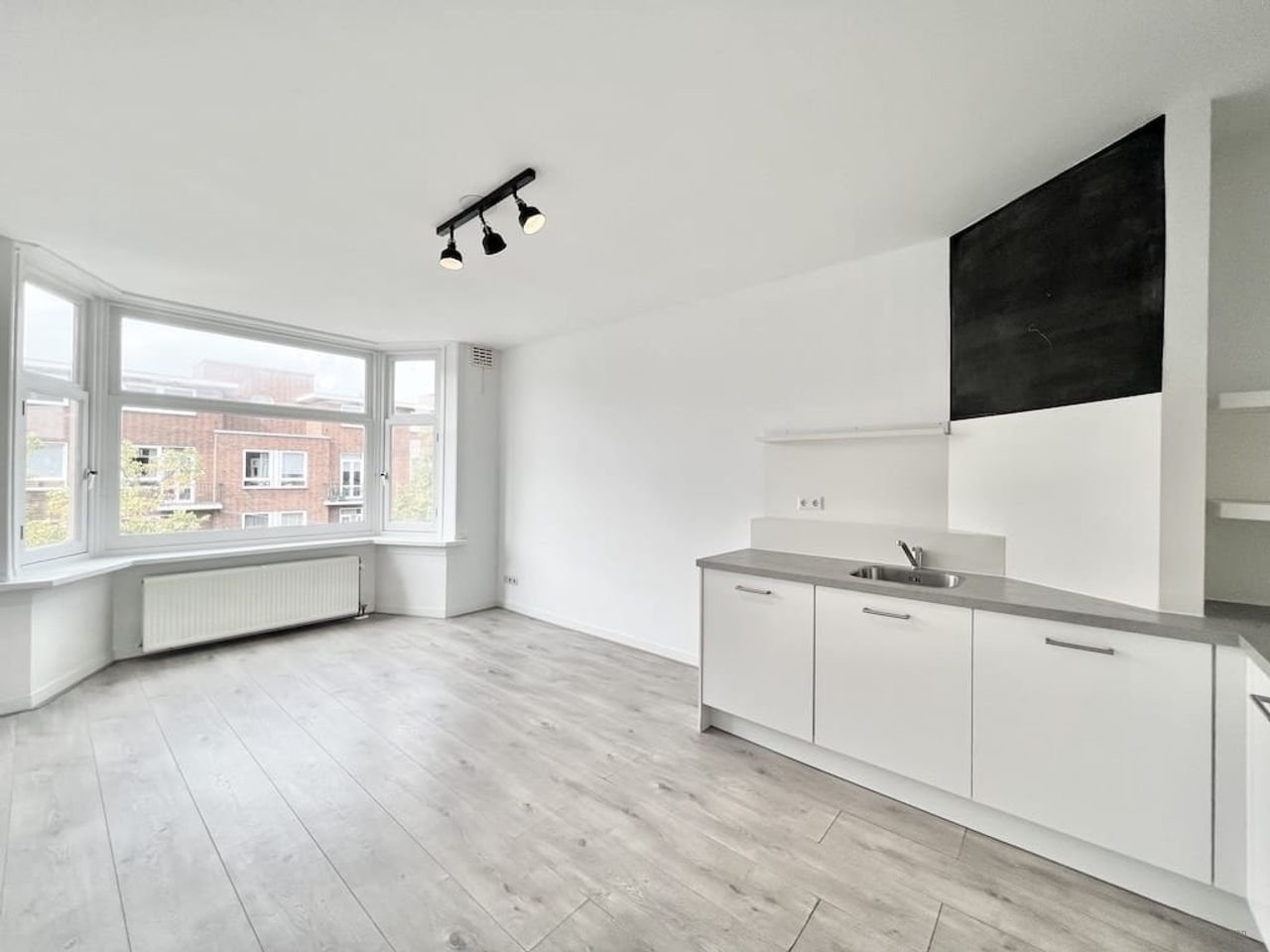Appartement met balkon in Rivierenbuurt - Afbeelding 3