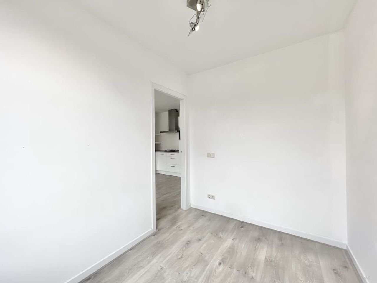 Appartement met balkon in Rivierenbuurt - Afbeelding 9
