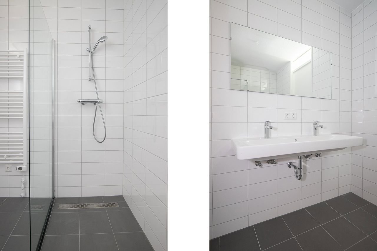 Modern 2-bedroom apartment by the water - Image 16