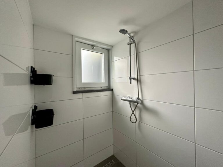 Furnished house with garage in Zaamslag - Image 8