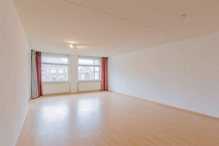 Royaal appartement met loggia in hartje Aalst - Afbeelding 7