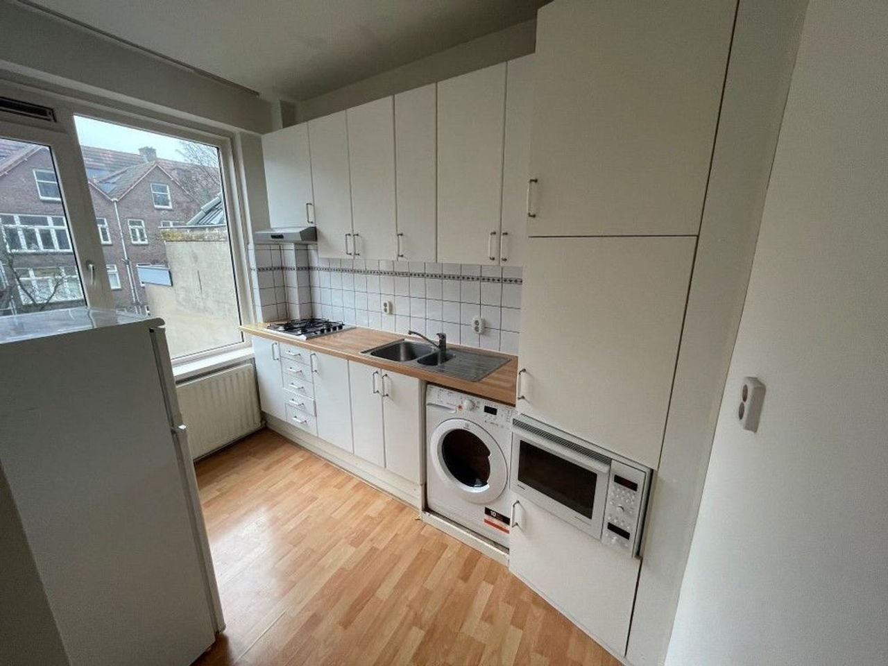 Ideale studentenwoning met twee balkons bij CS - Afbeelding 9