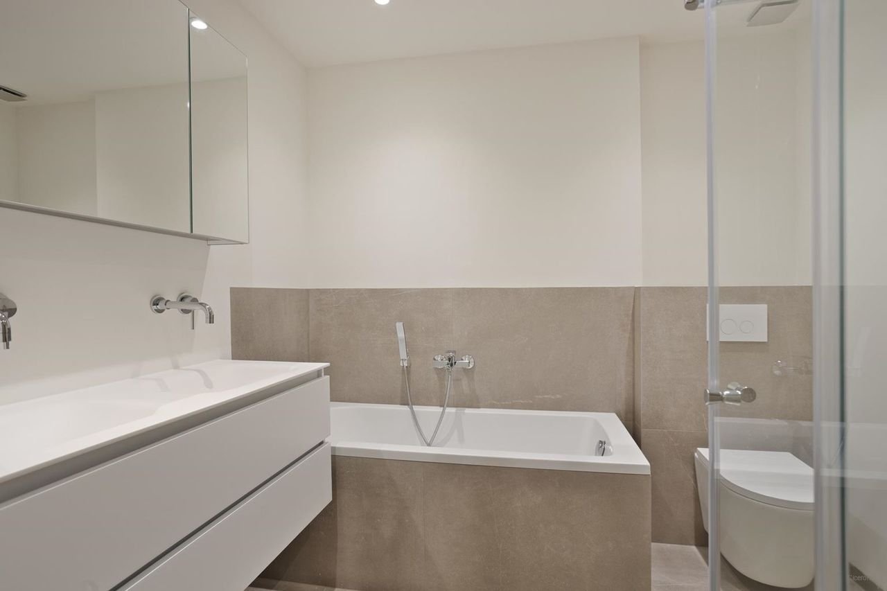 Gerenoveerd huis in Heer met tuin en A-label - Afbeelding 14