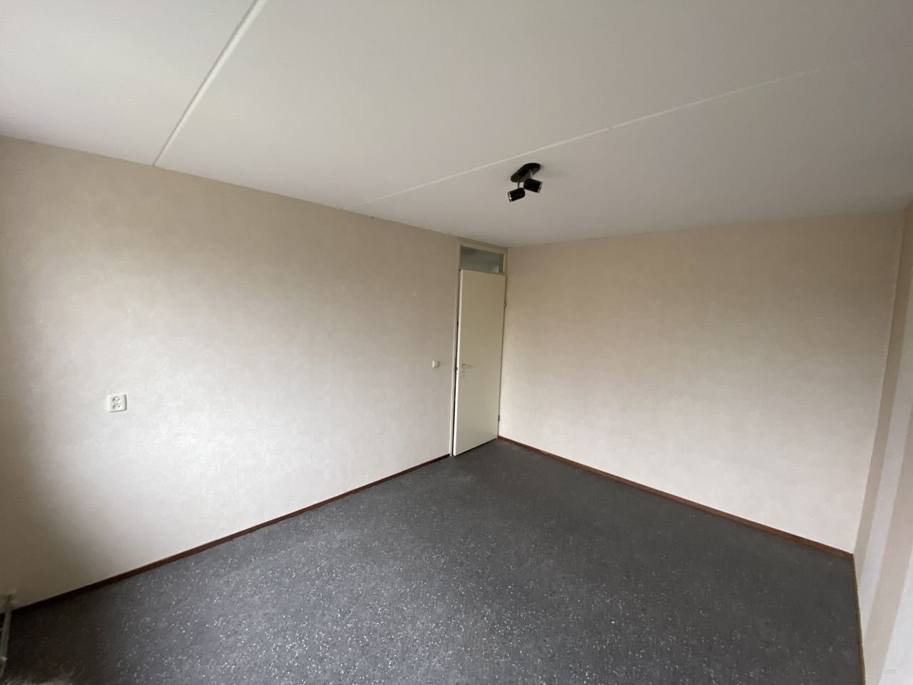 Ruime hoekwoning met garage in Hoorn - Afbeelding 10