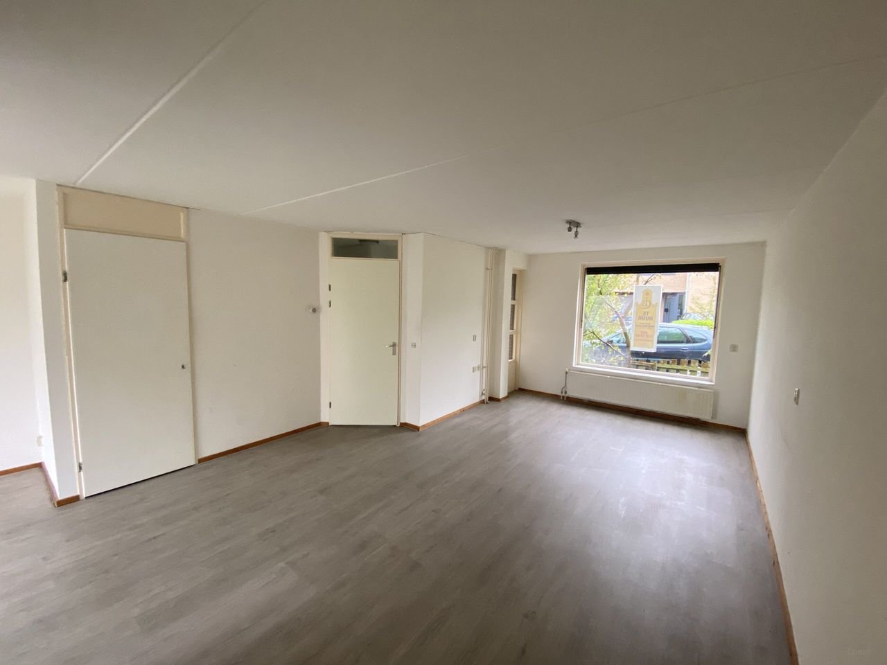 Ruime hoekwoning met garage in Hoorn - Afbeelding 2