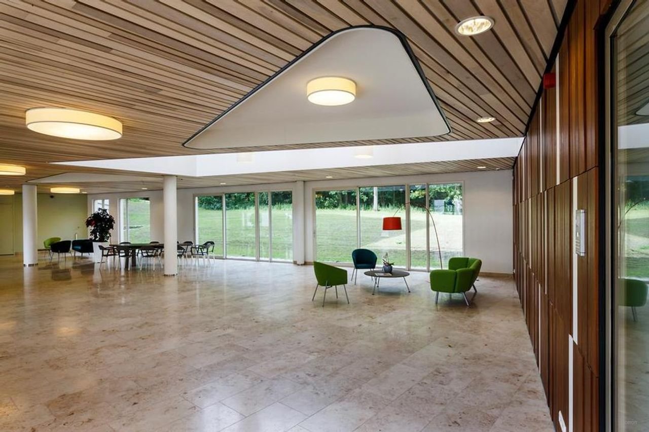 Ruim 3-kamerappartement met eigen parking - Afbeelding 8