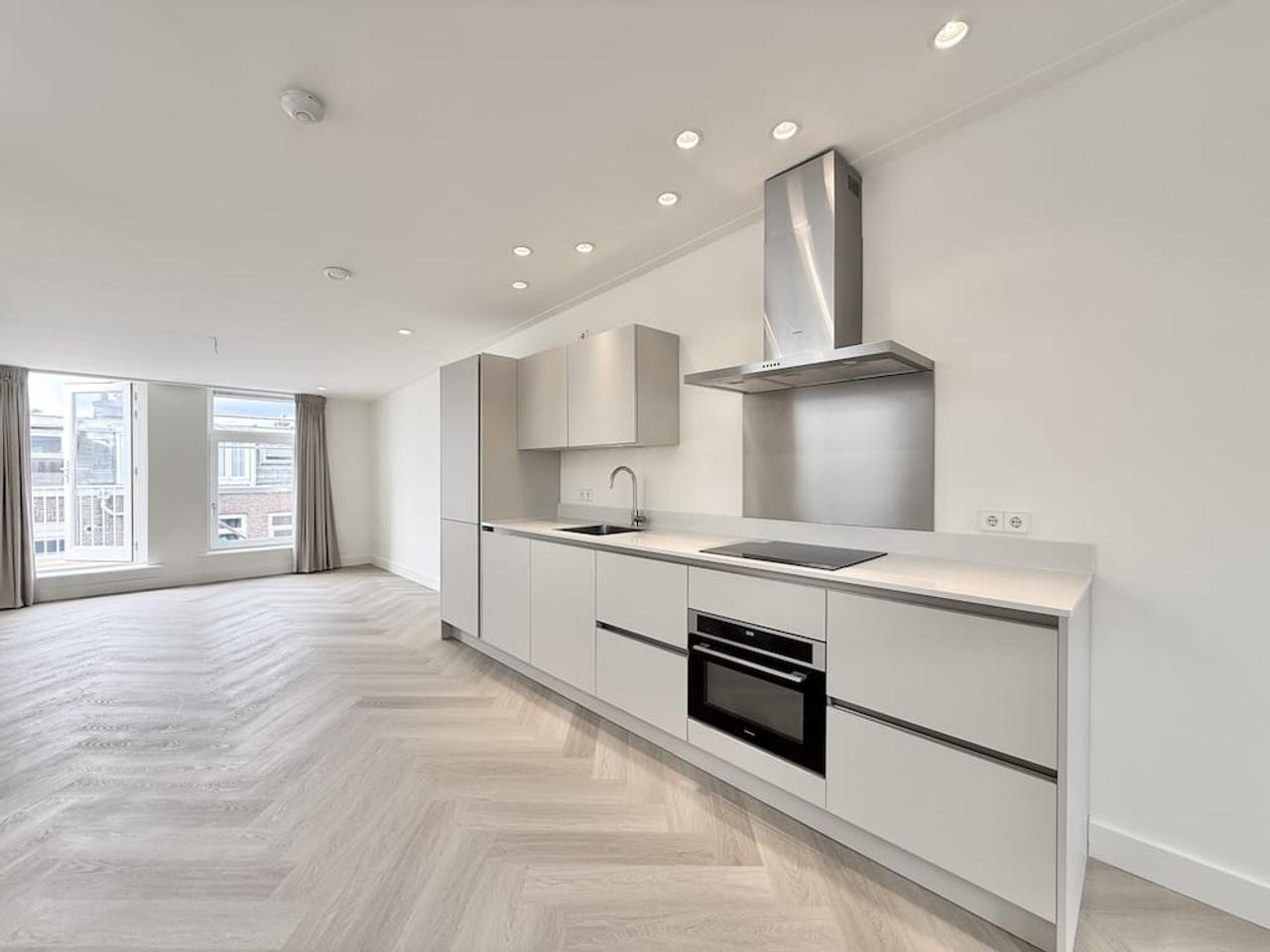 Dubbel bovenhuis met balkon in De Pijp - Afbeelding 3