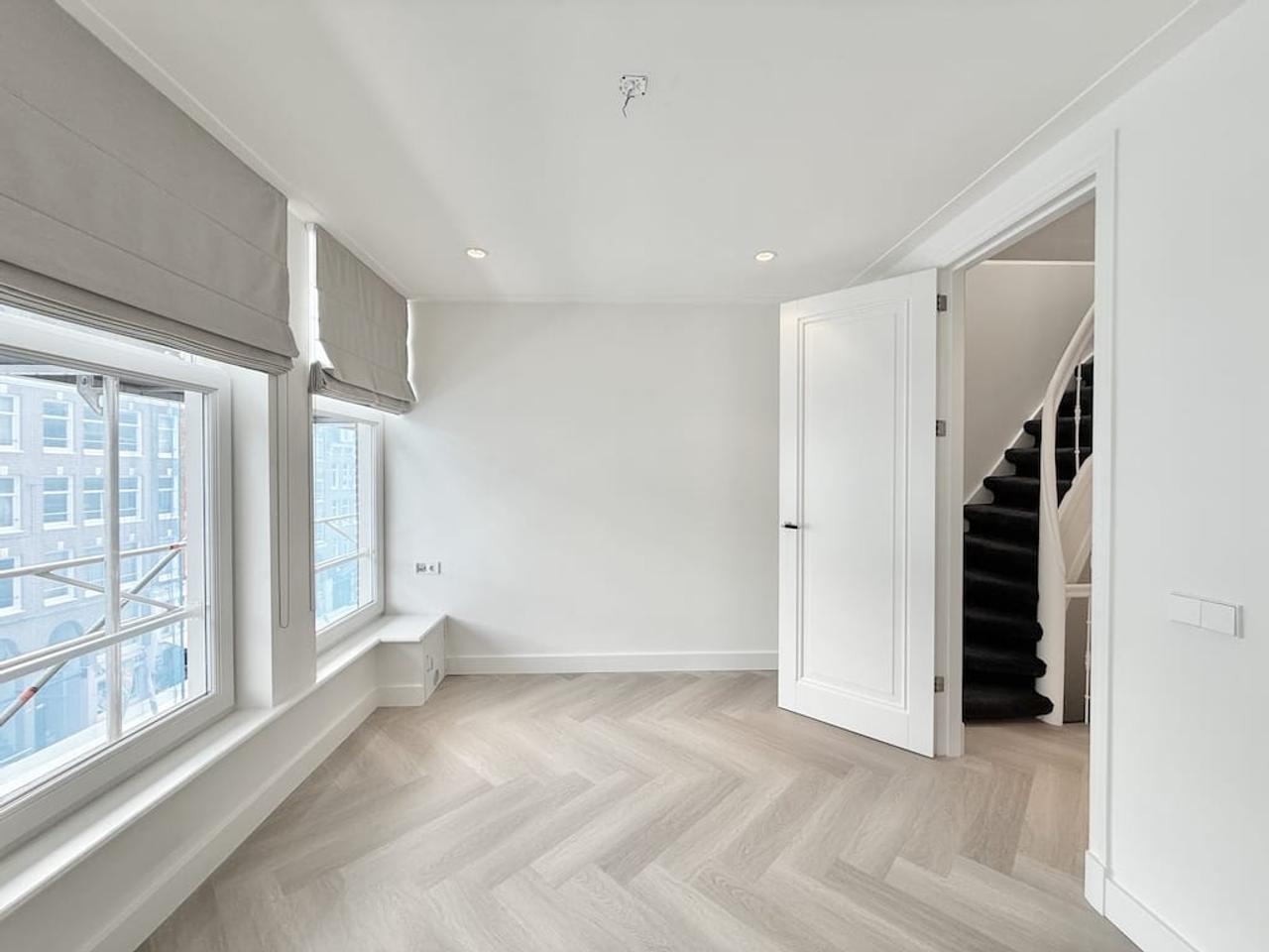 Dubbel bovenhuis met balkon in De Pijp - Afbeelding 7