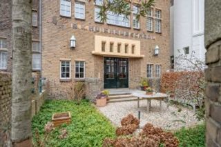 Modern 5-kamer appartement in oude school - Afbeelding 3