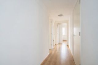 Modern 5-kamer appartement in oude school - Afbeelding 8