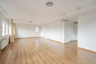 Modern 5-kamer appartement in oude school - Afbeelding 13