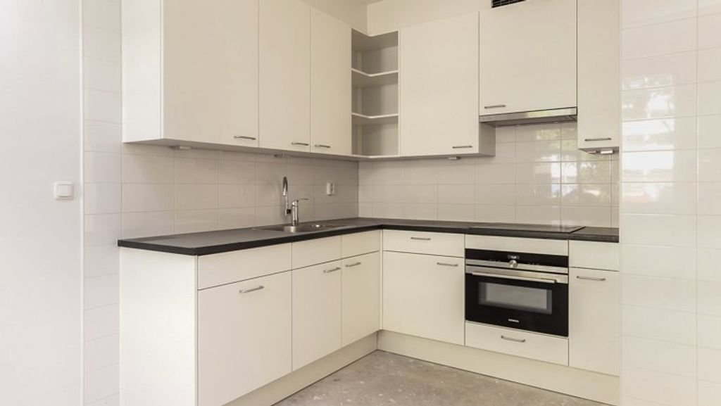 Ruim huis met tuin in Kraayenstein - Afbeelding 2