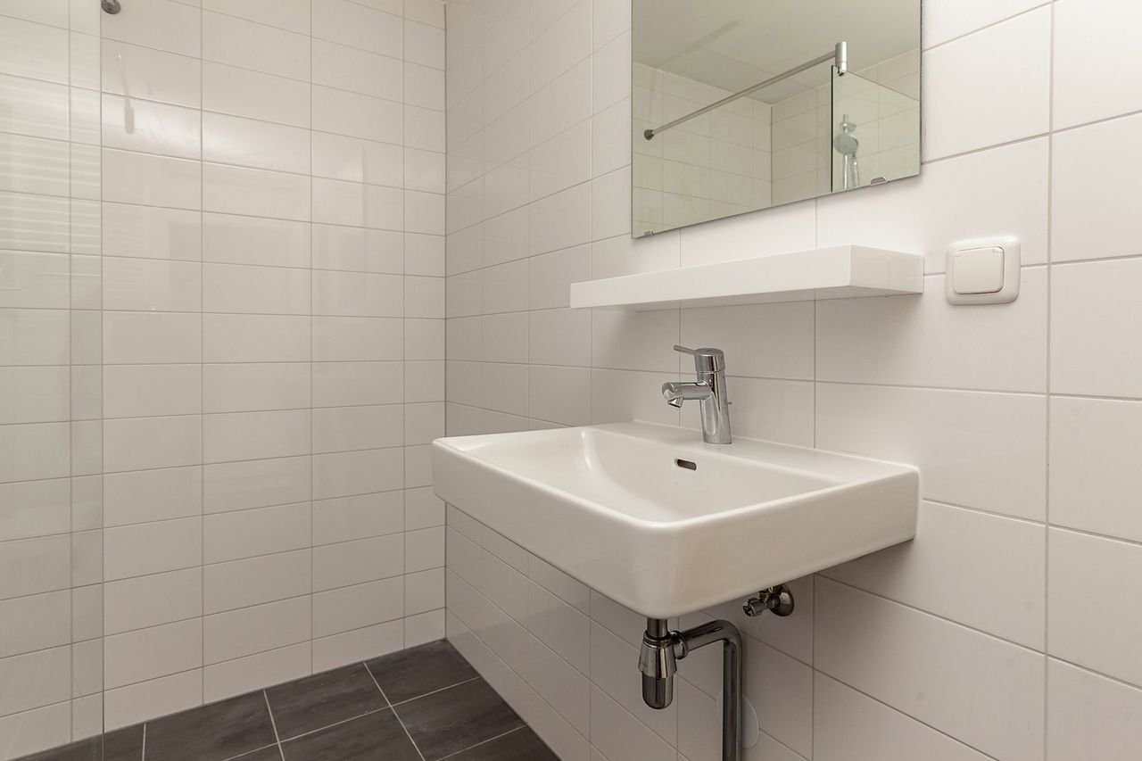 Ruim huis met tuin in Kraayenstein - Afbeelding 12