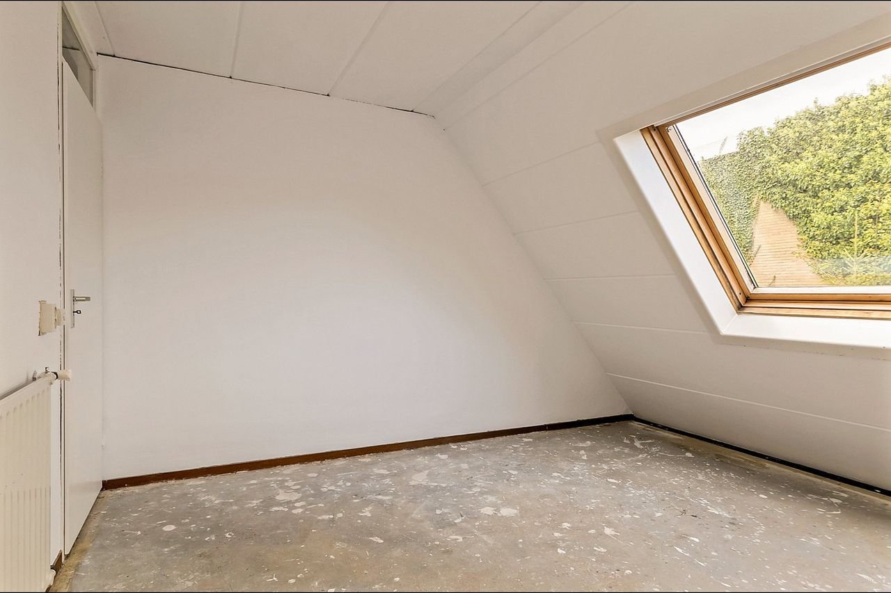 Ruim huis met tuin in Kraayenstein - Afbeelding 22