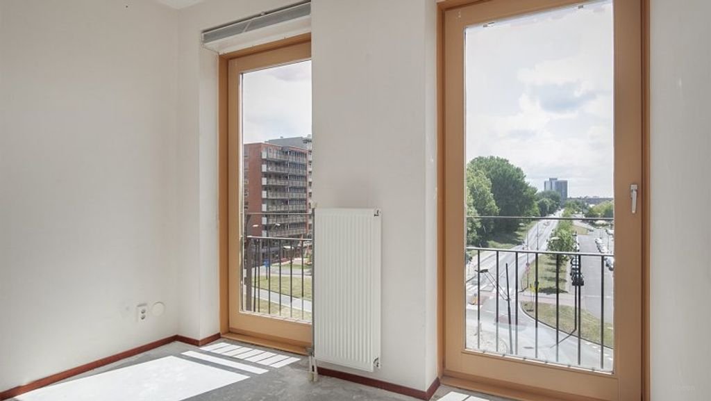 Zonnig appartement met stadsuitzicht - Afbeelding 2