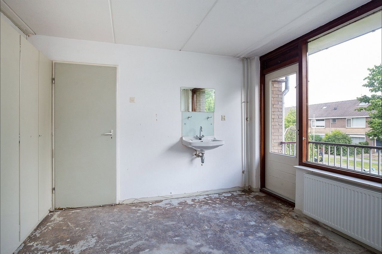 House with garden and 4 bedrooms - Image 15