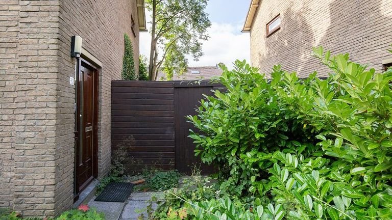 House with garden and 4 bedrooms - Image 5