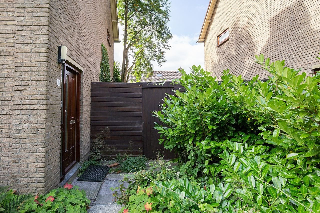 House with garden and 4 bedrooms - Image 9