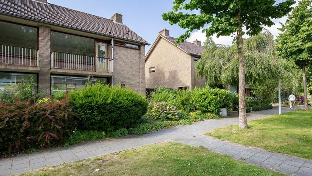 House with garden and 4 bedrooms - Image 3