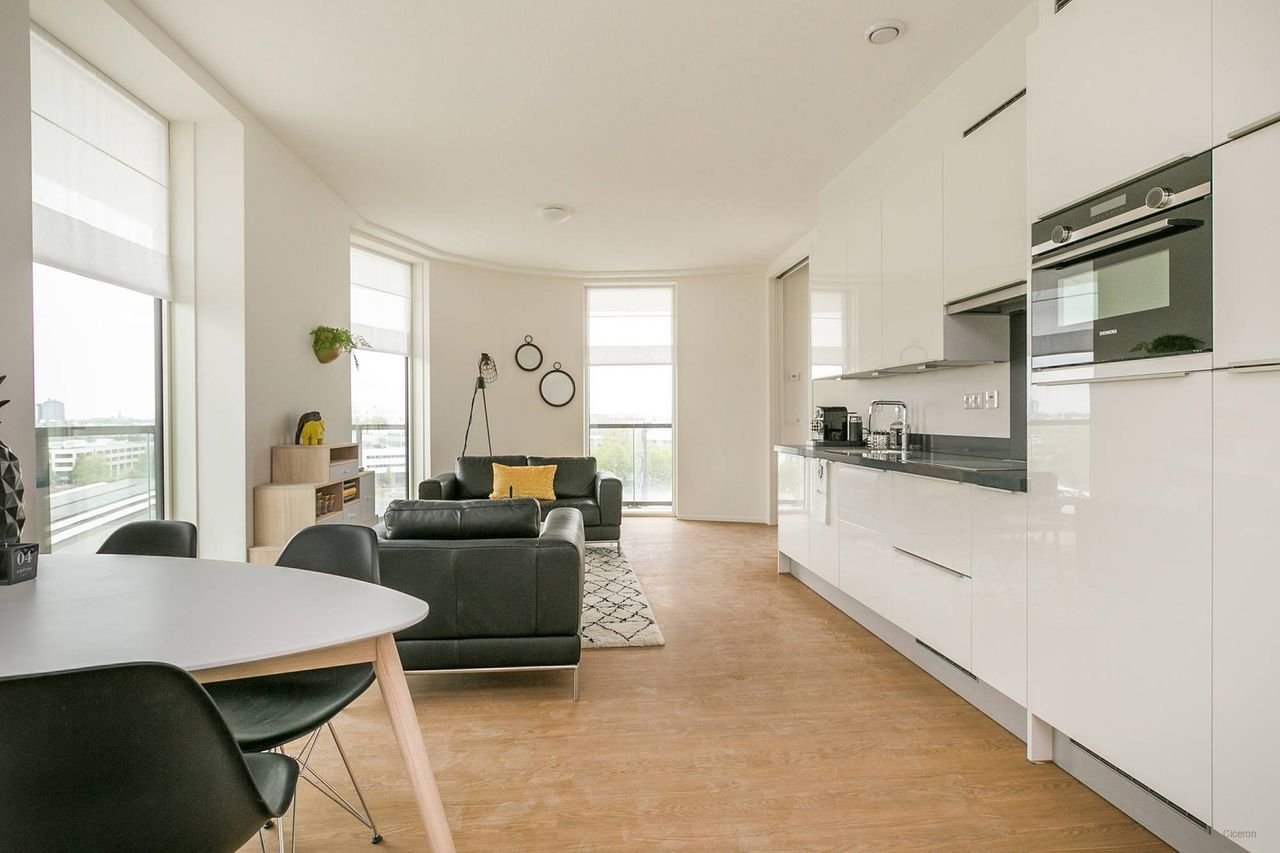 Modern appartement bij Amstelstation op 12e etage - Afbeelding 13