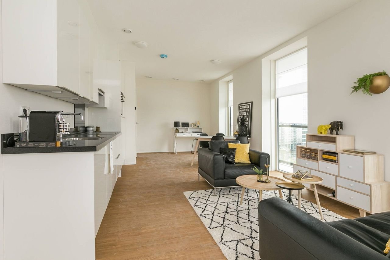 Modern appartement bij Amstelstation op 12e etage - Afbeelding 12