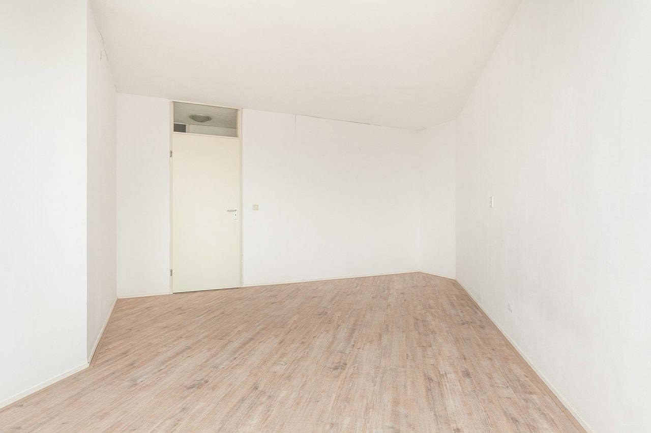 Spacious living in the heart of Nijmegen - Image 14