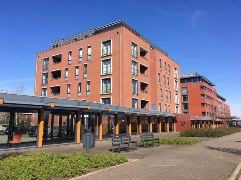 Spacious 65+ apartment on Smithlaan - Image 1