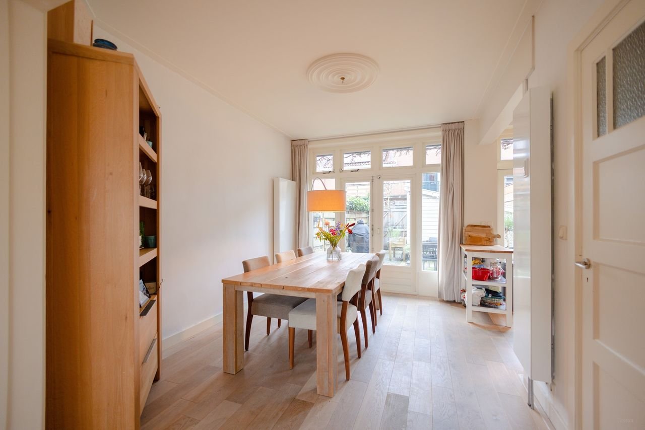 Jaren '30 woning met tuin in Hoograven - Afbeelding 11