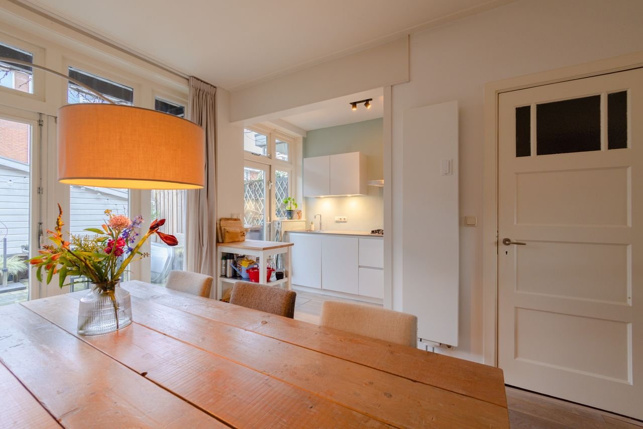 Jaren '30 woning met tuin in Hoograven - Afbeelding 7