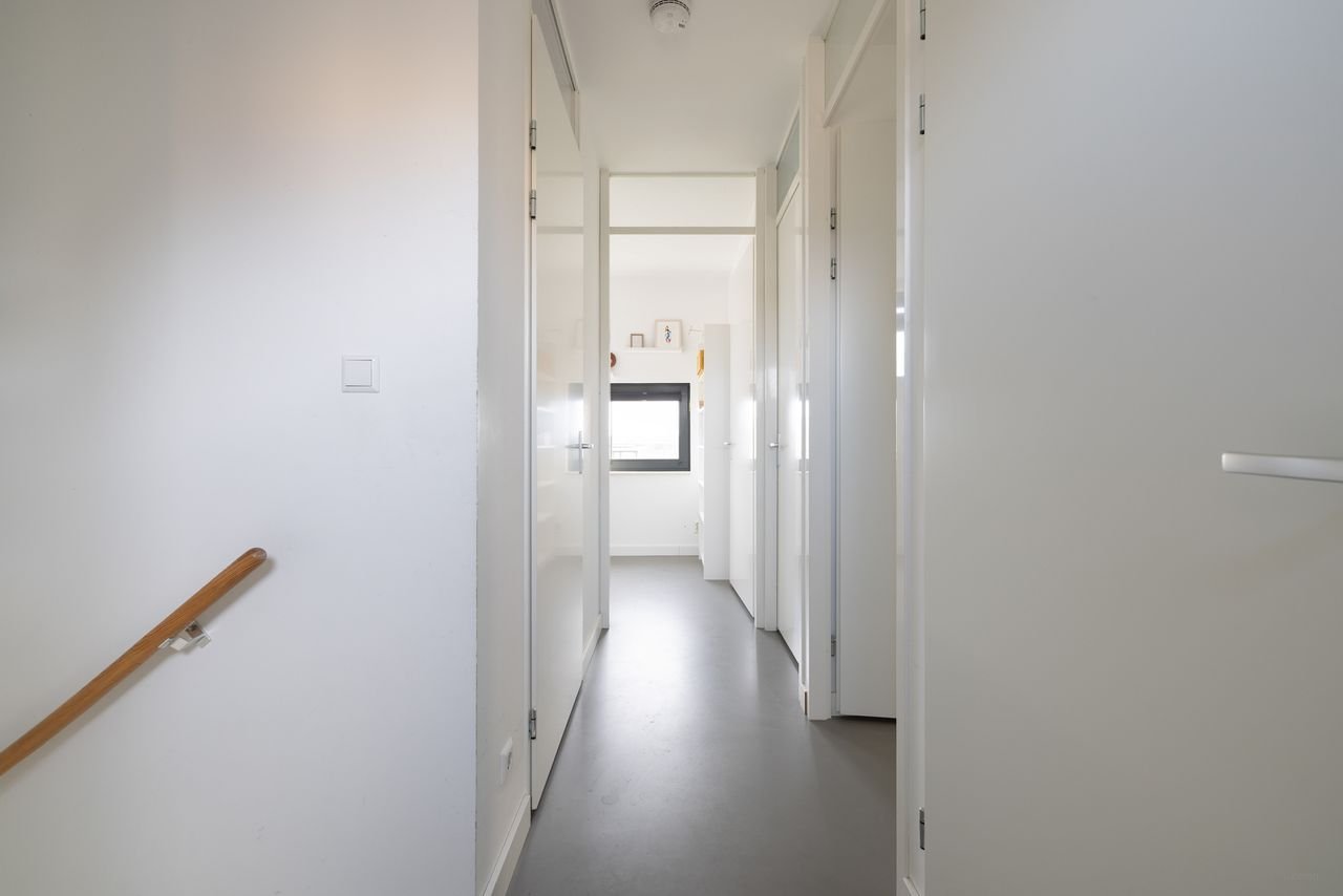 4 bedrooms and roof terrace in Almere Poort - Image 23