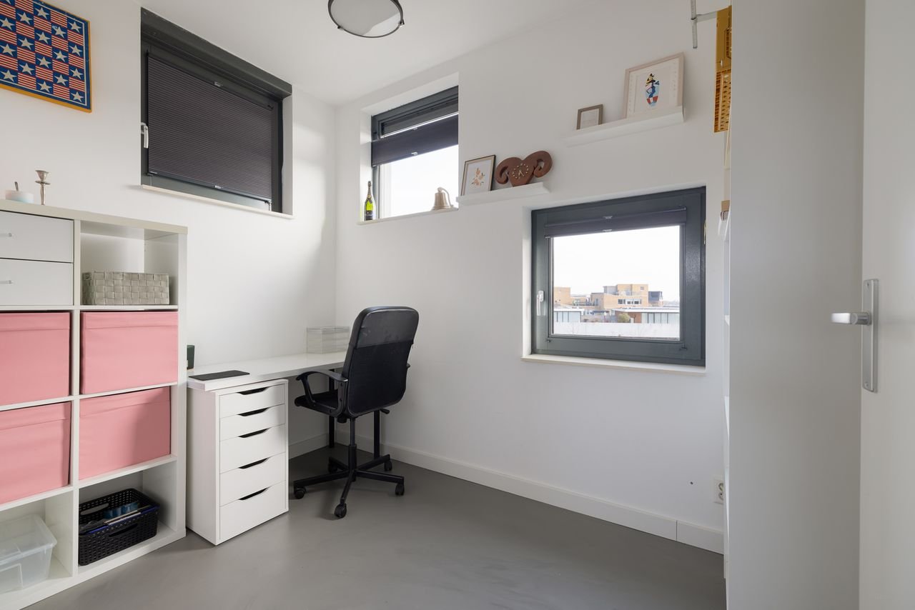 4 bedrooms and roof terrace in Almere Poort - Image 26