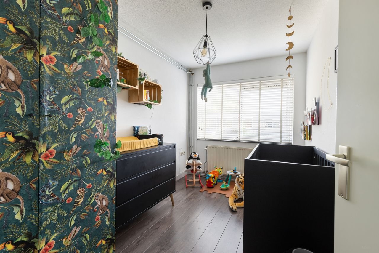 Furnished house with garden in Reigersbos - Image 13