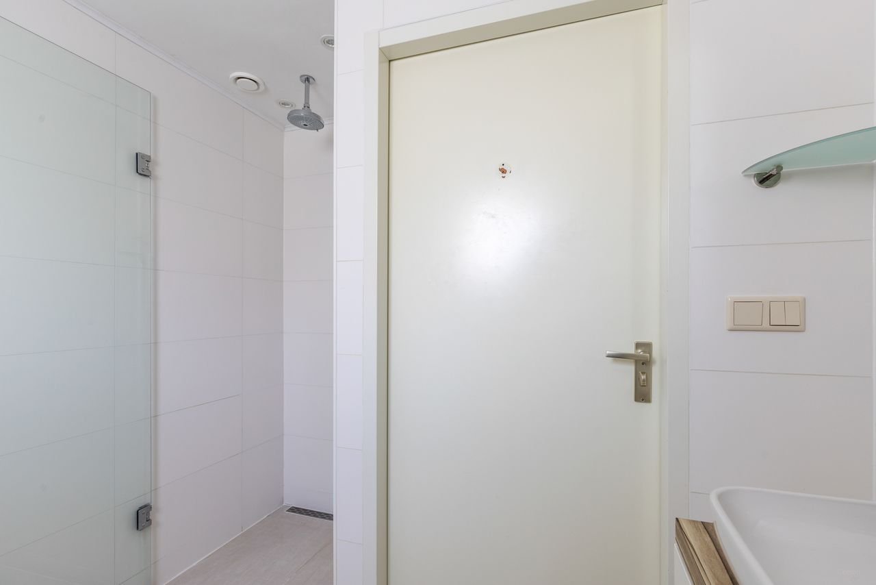 Furnished house with garden in Reigersbos - Image 18