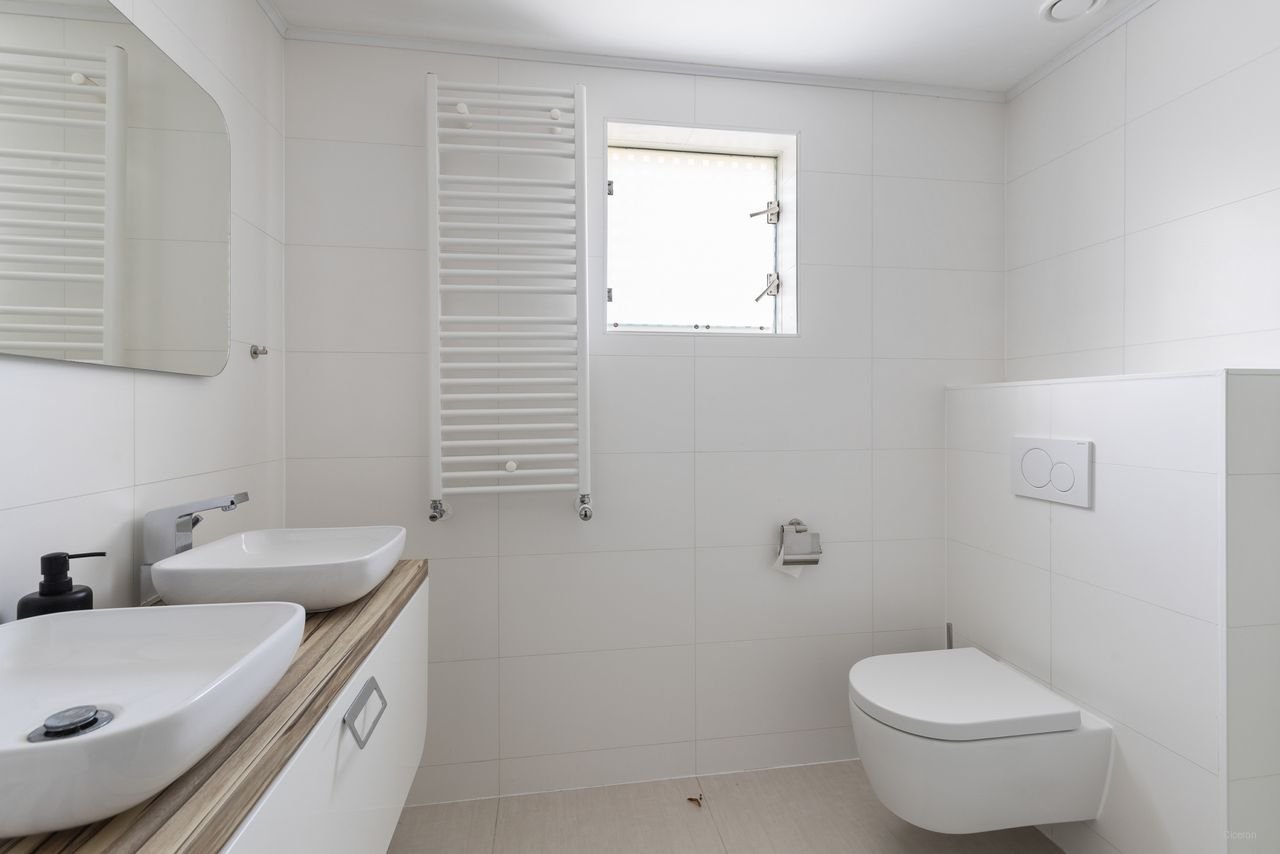 Furnished house with garden in Reigersbos - Image 17