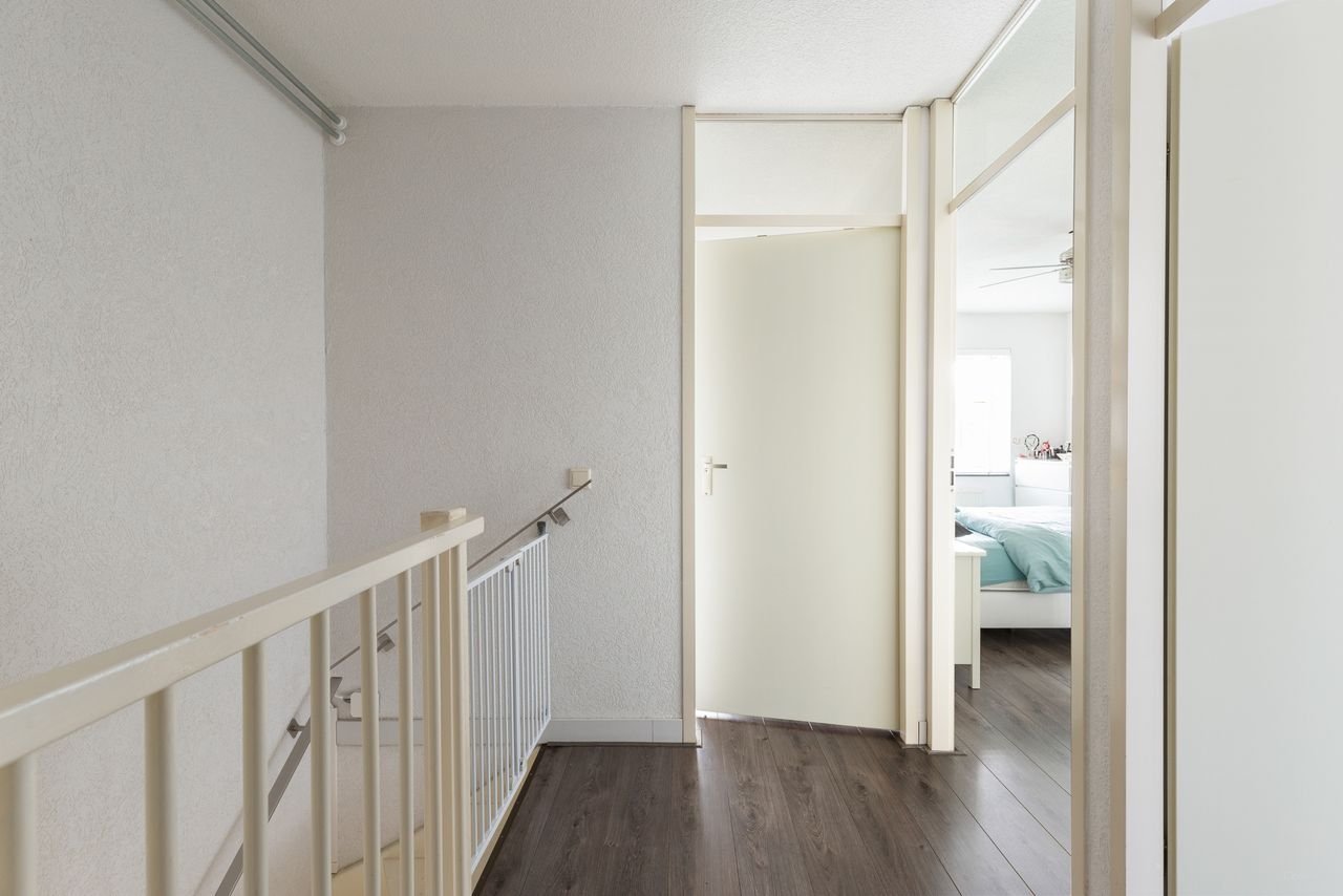 Furnished house with garden in Reigersbos - Image 9