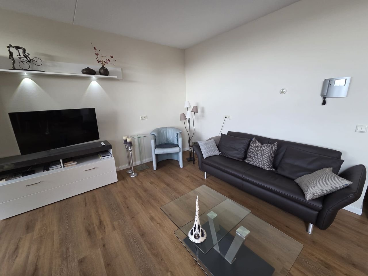 Bright 3-room apartment in the heart of Gieten - Image 2