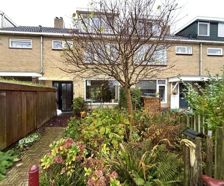 Gemeubileerd huis aan water in Den Ilp - Afbeelding 2