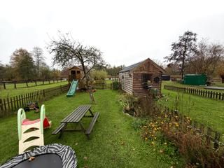 Gemeubileerd huis aan water in Den Ilp - Afbeelding 35