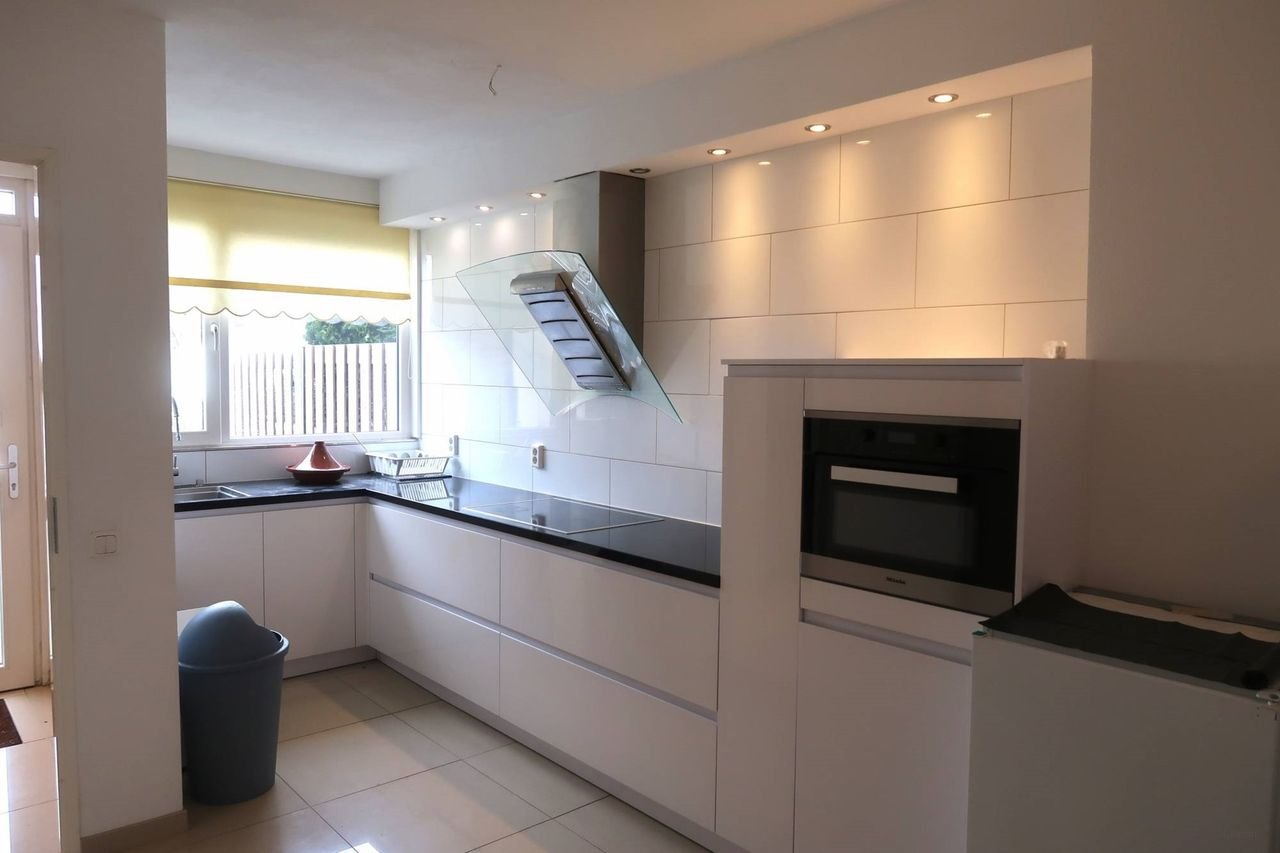 Ruime woning in Maarssen: 3 slaapkamers & parkeren - Afbeelding 2