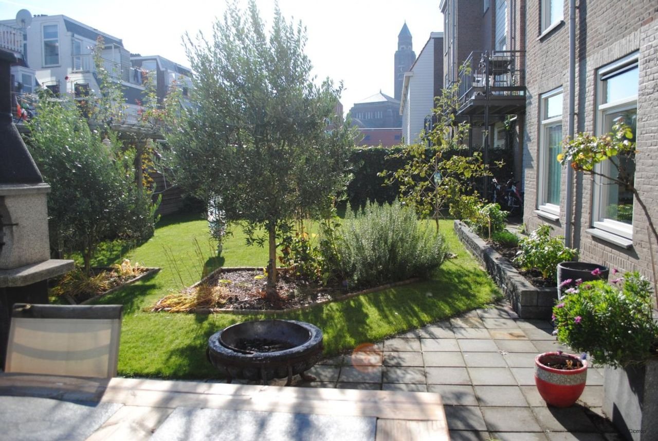 Royale benedenwoning van 132 m² in Den Haag - Afbeelding 9